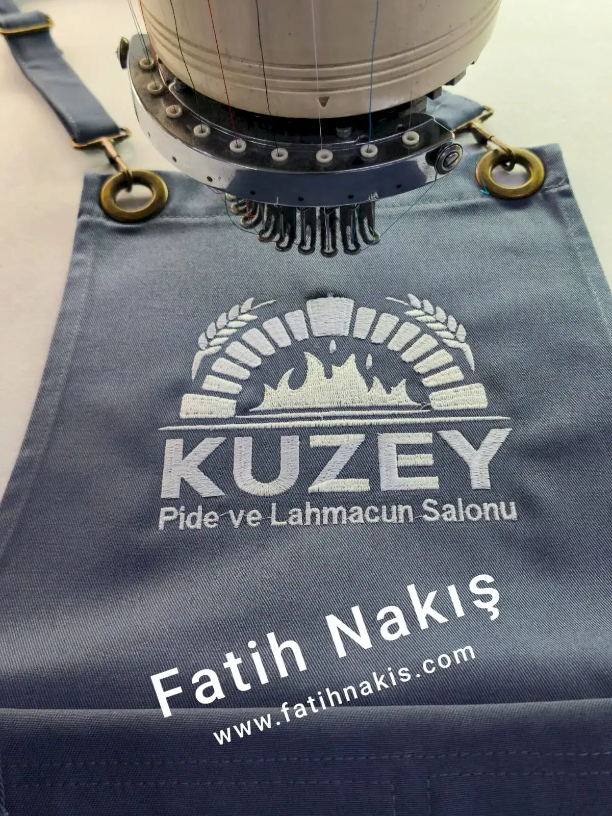 iş kıyafetleri için isim yazma kıyafetler üzerine isim yazma